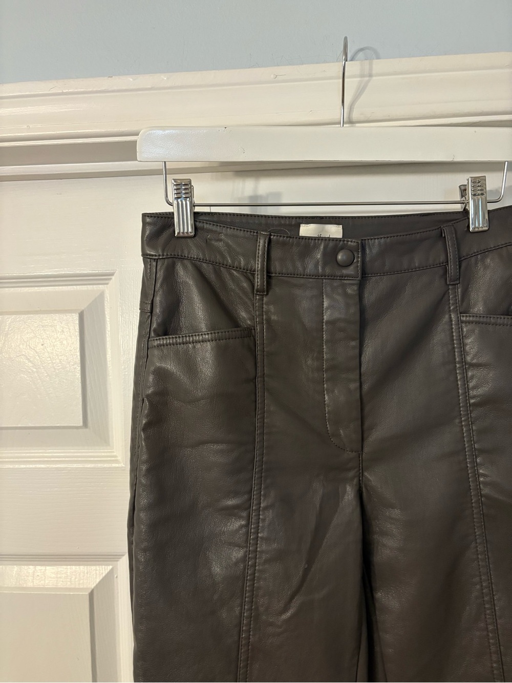 Aritzia Wilfred Highrise Dark Taupe Faux Leather Straight-Leg Pants Size 4 - Picture 5 of 12